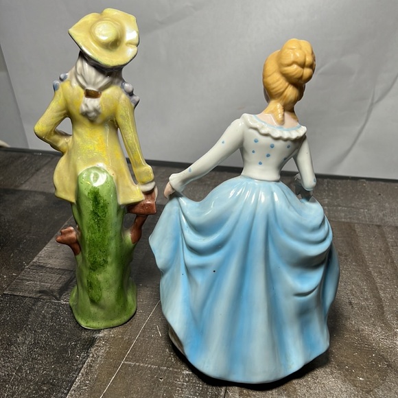 Vintage Porcelain Victorian Age Figurines - Picture 2 of 13